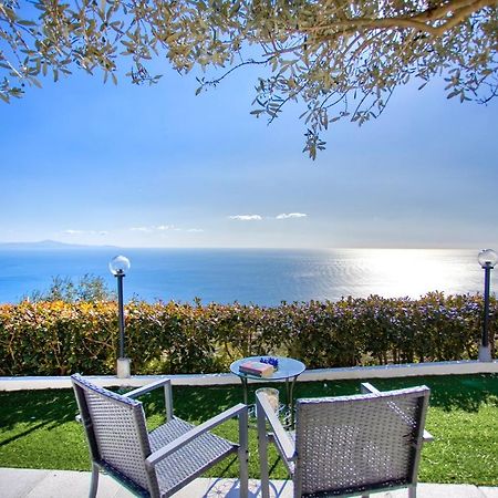 Holidays Perla D'Amalfi Exteriör bild
