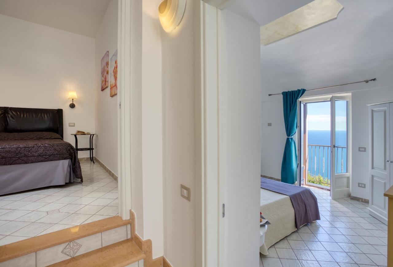 Holidays Perla D'Amalfi Exteriör bild