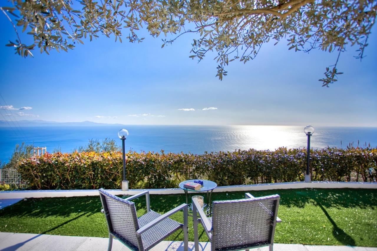 Holidays Perla D'Amalfi Exteriör bild