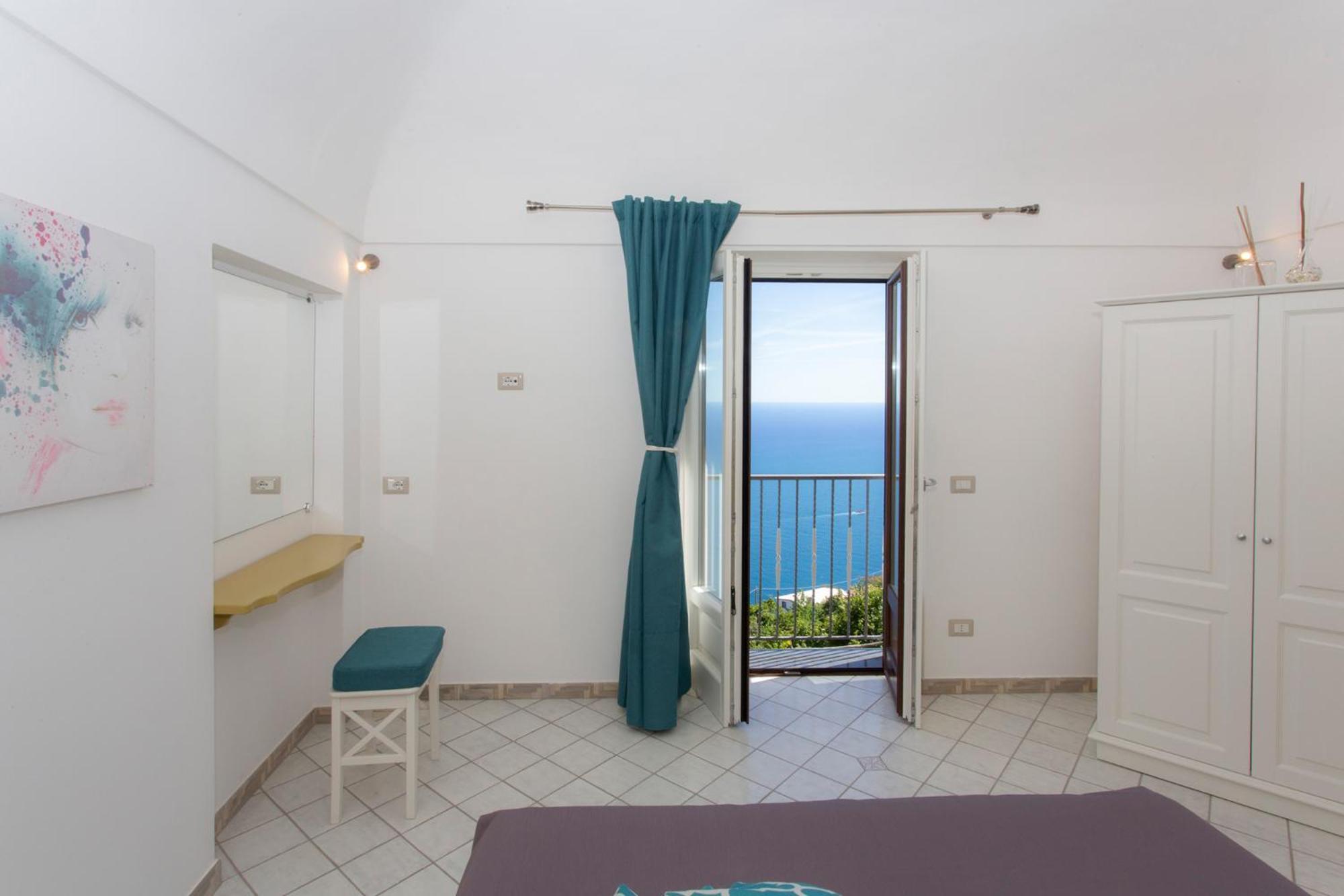 Holidays Perla D'Amalfi Exteriör bild
